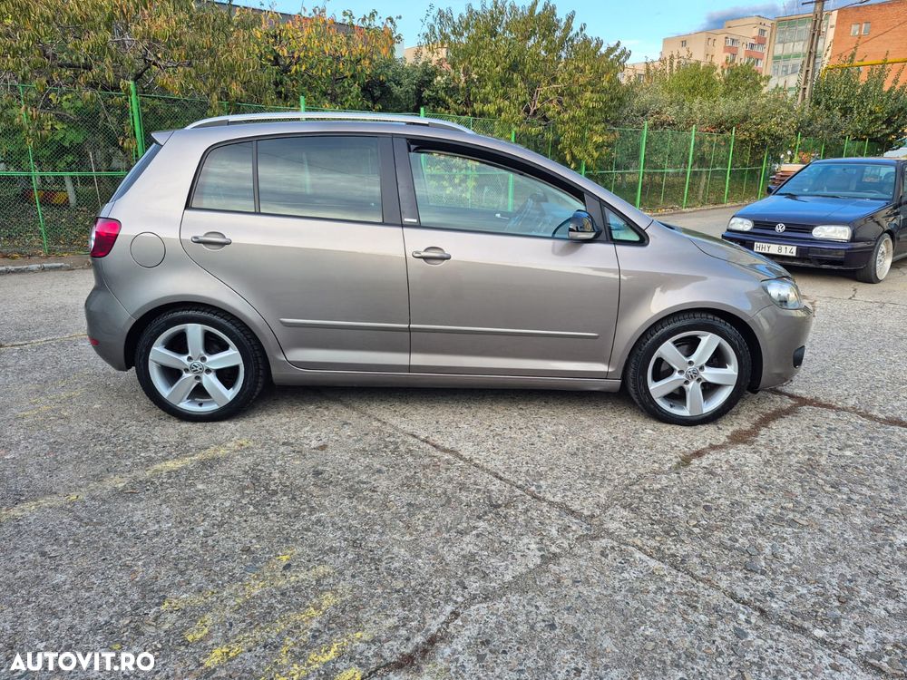 Volkswagen Golf Plus - 17