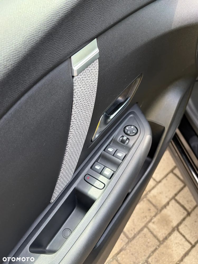 Citroën C4X 1.2 PureTech Plus S&S EAT8 - 10