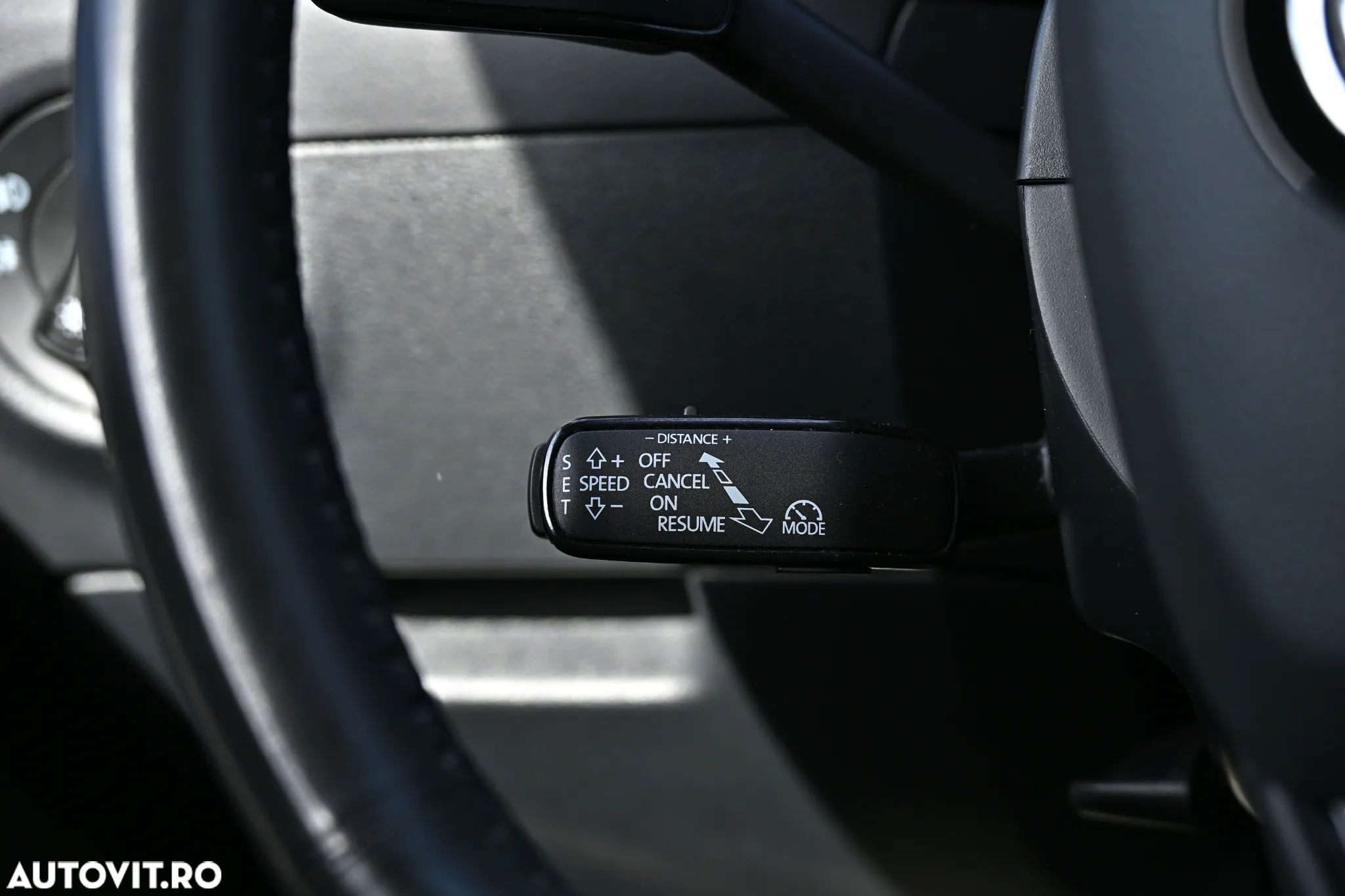 Skoda Octavia 2.0 TDI DSG Style - 25
