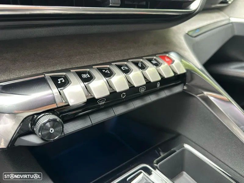 Peugeot 5008 1.5 BlueHDi GT Pack EAT8 - 28