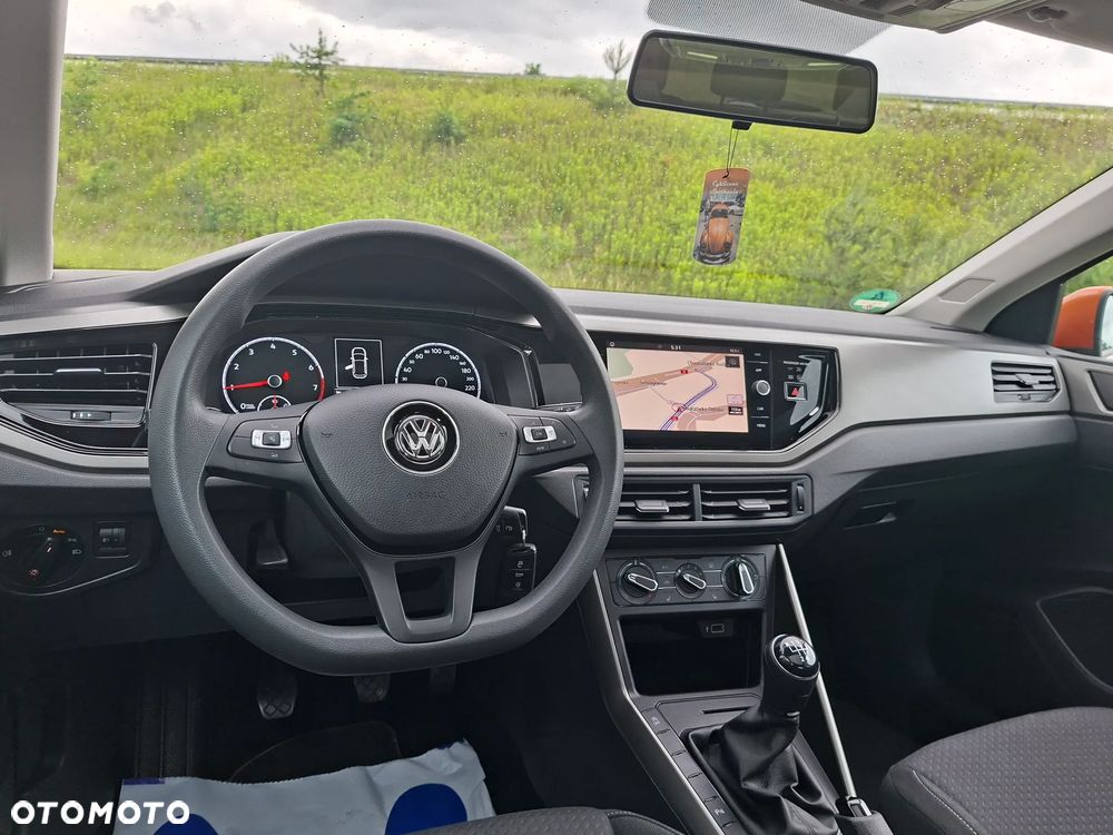 Volkswagen Polo - 30