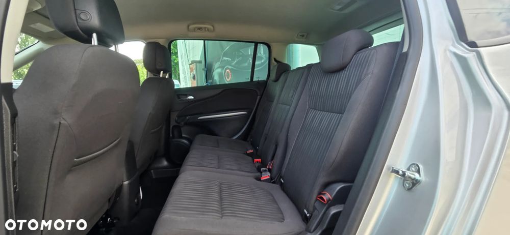Opel Zafira Tourer 1.4 Turbo ecoFLEX Start/Stop Business Edition - 29