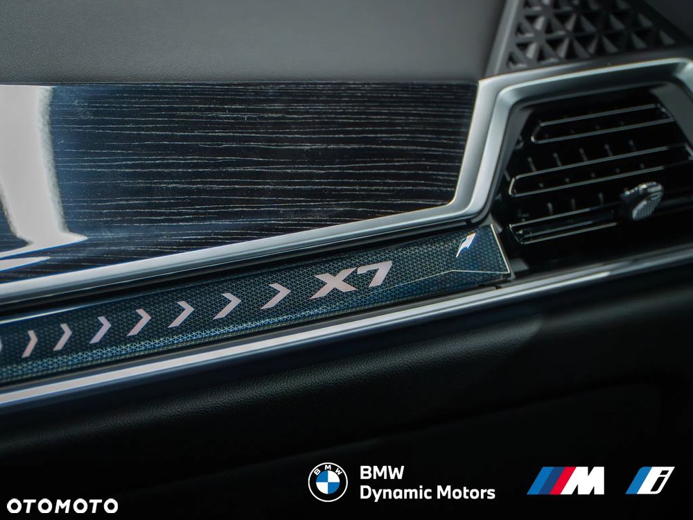 BMW X7 - 31