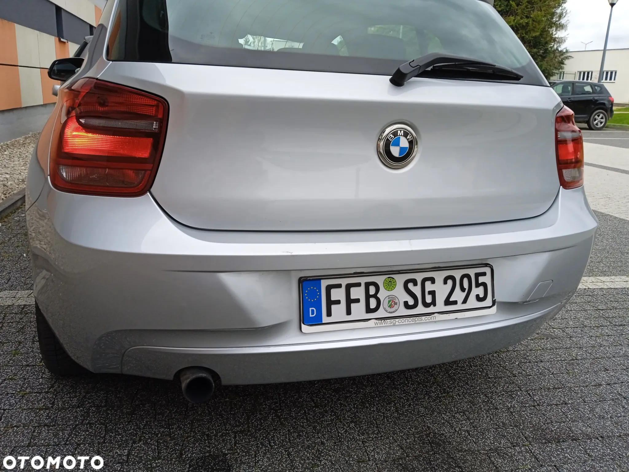 BMW Seria 1 116i - 32