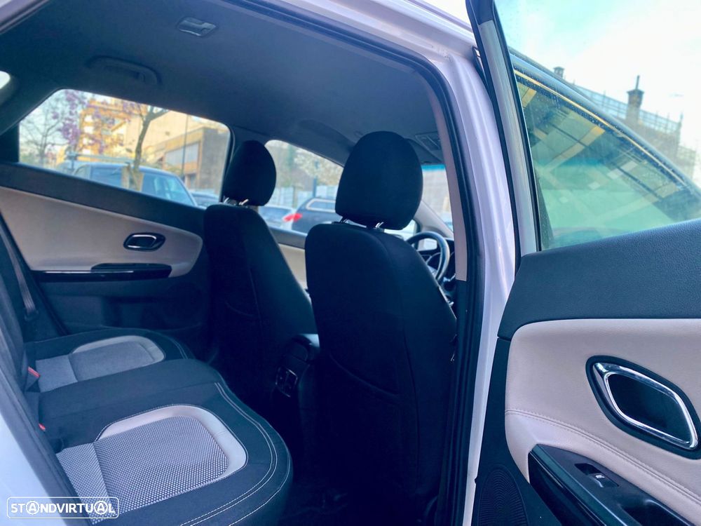 Kia ProCeed 1.6 CRDi GT Line 7DCT - 25