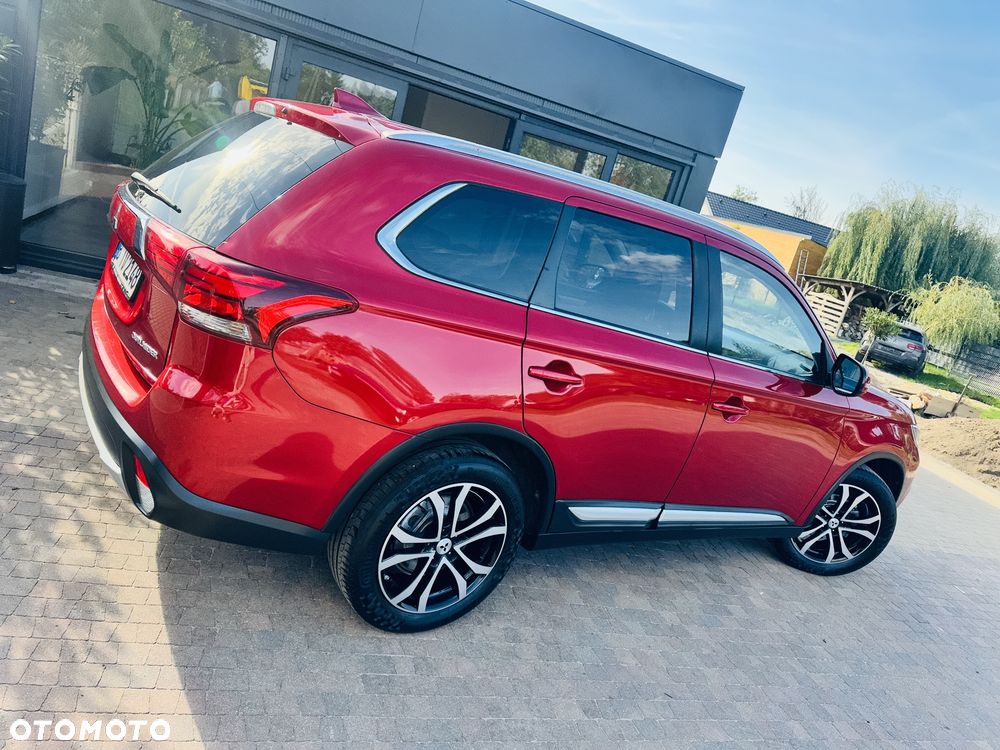 Mitsubishi Outlander 2.0 2WD Diamant Edition - 32