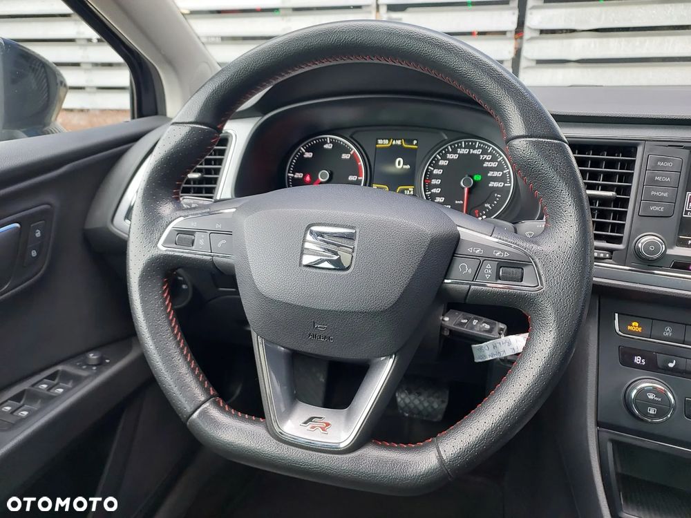 Seat Leon 2.0 TDI DPF Start&Stop DSG FR - 37