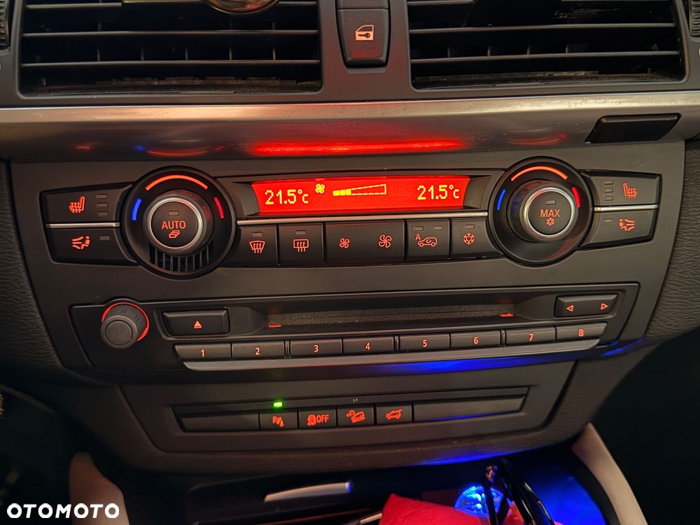 BMW X6 - 24