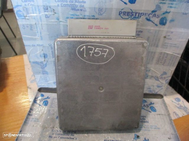 Centralina E9AF14A624AA  92FB12A650FB FORD FIESTA 1993 1.1 50CV 5P VERMELHO DANIFICADO - 2