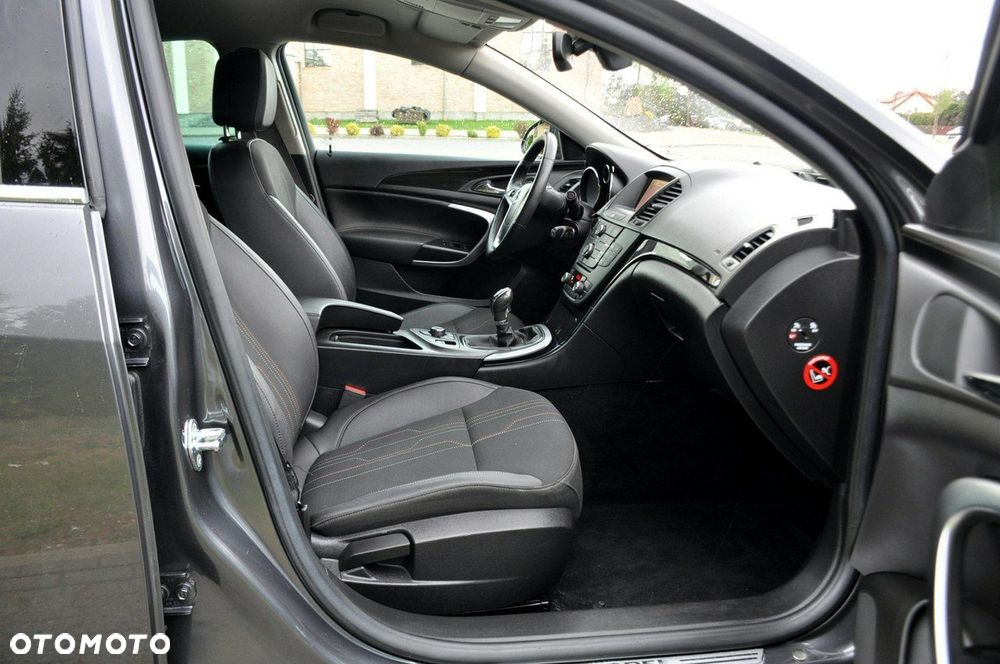 Opel Insignia - 17
