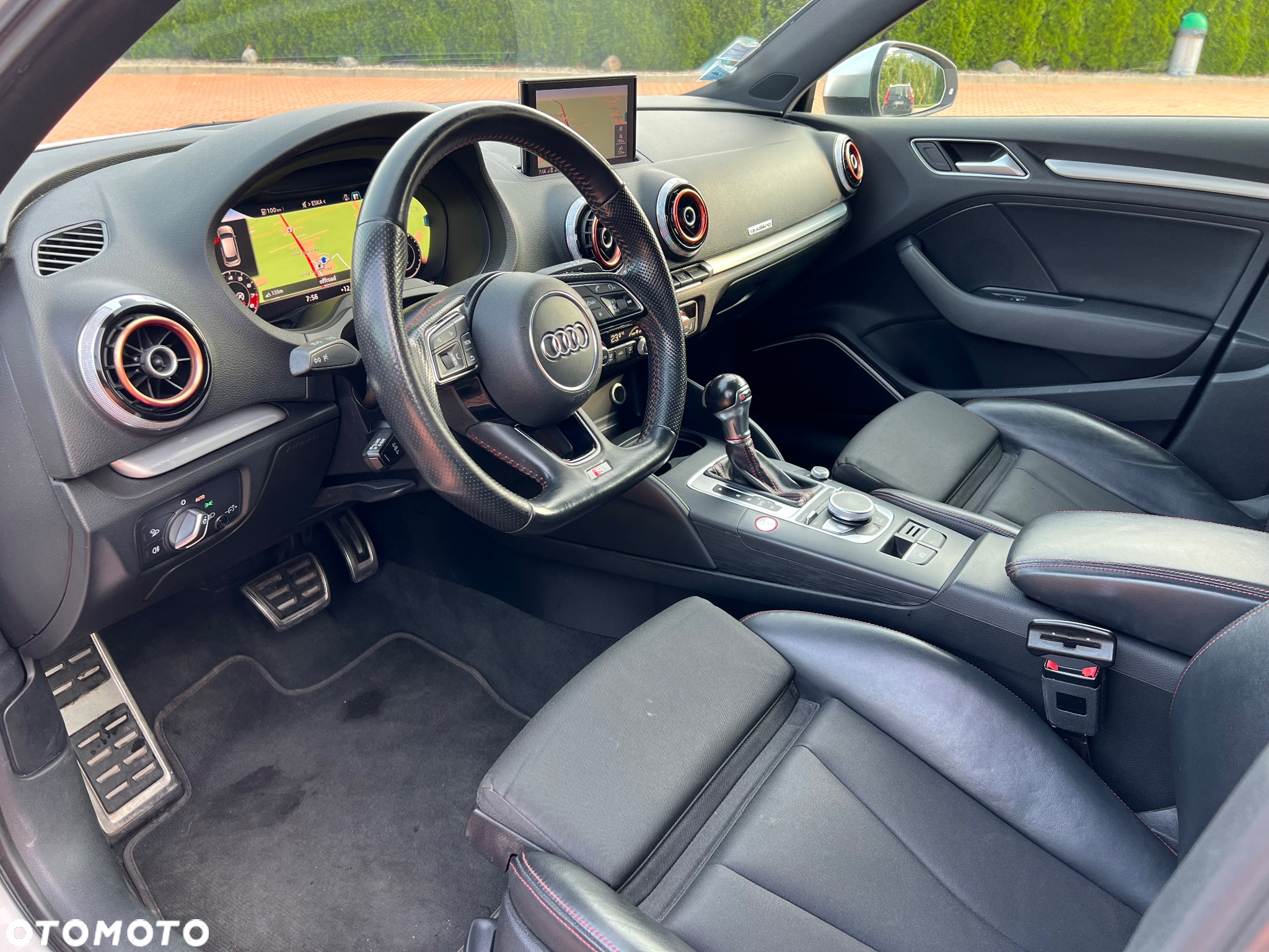 Audi S3 TFSI Sportback quattro S tronic - 12