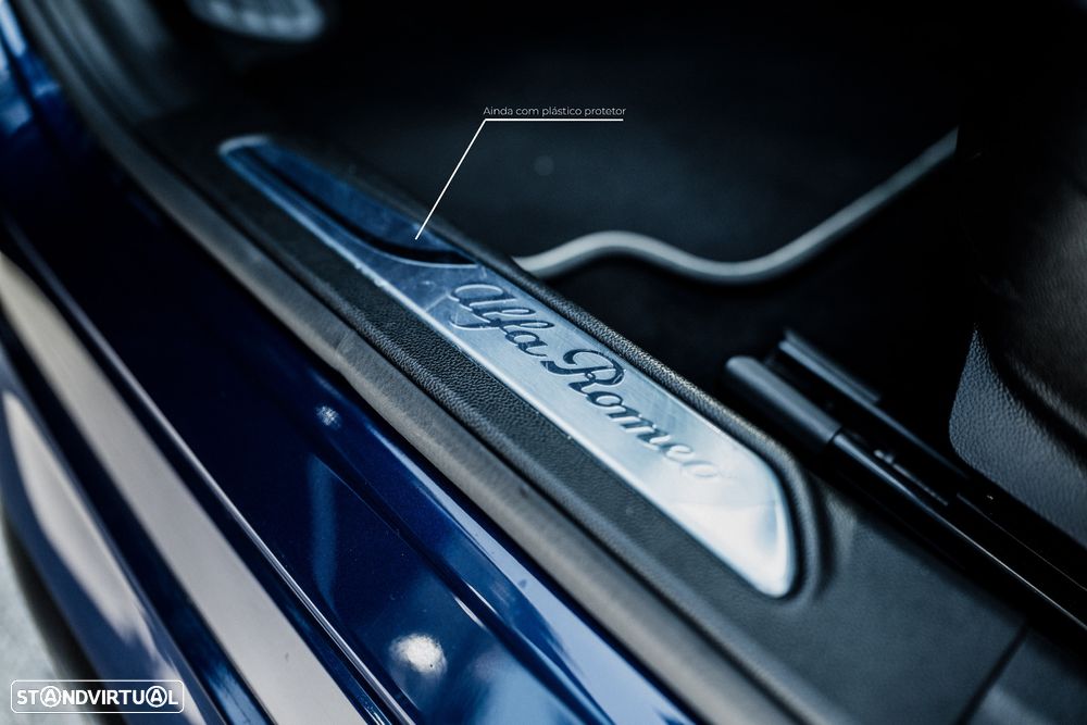 Alfa Romeo Giulia 2.9 Bi-Turbo Quadrifoglio AT8 - 43