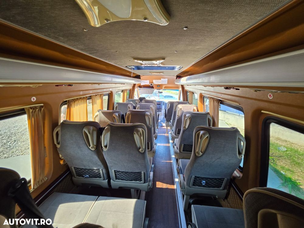 Mercedes-Benz SRINTER - 7