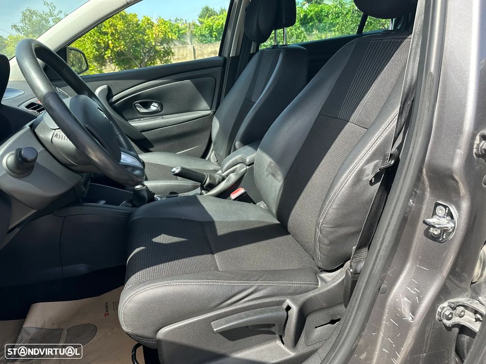 Renault Mégane Sport Tourer 1.5 dCi Dynamique - 11