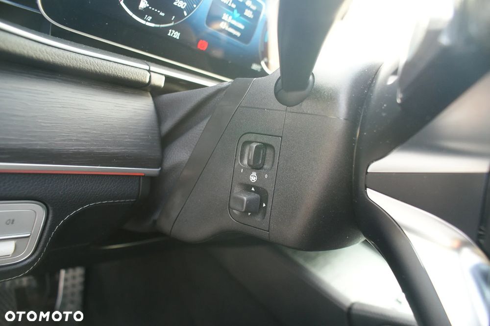 Mercedes-Benz GLE - 17