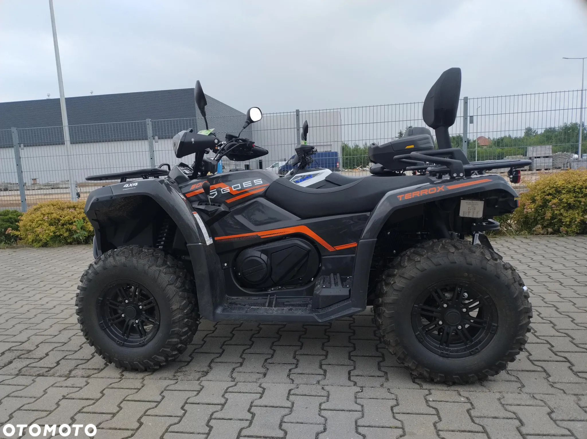 CFMoto CForce - 4