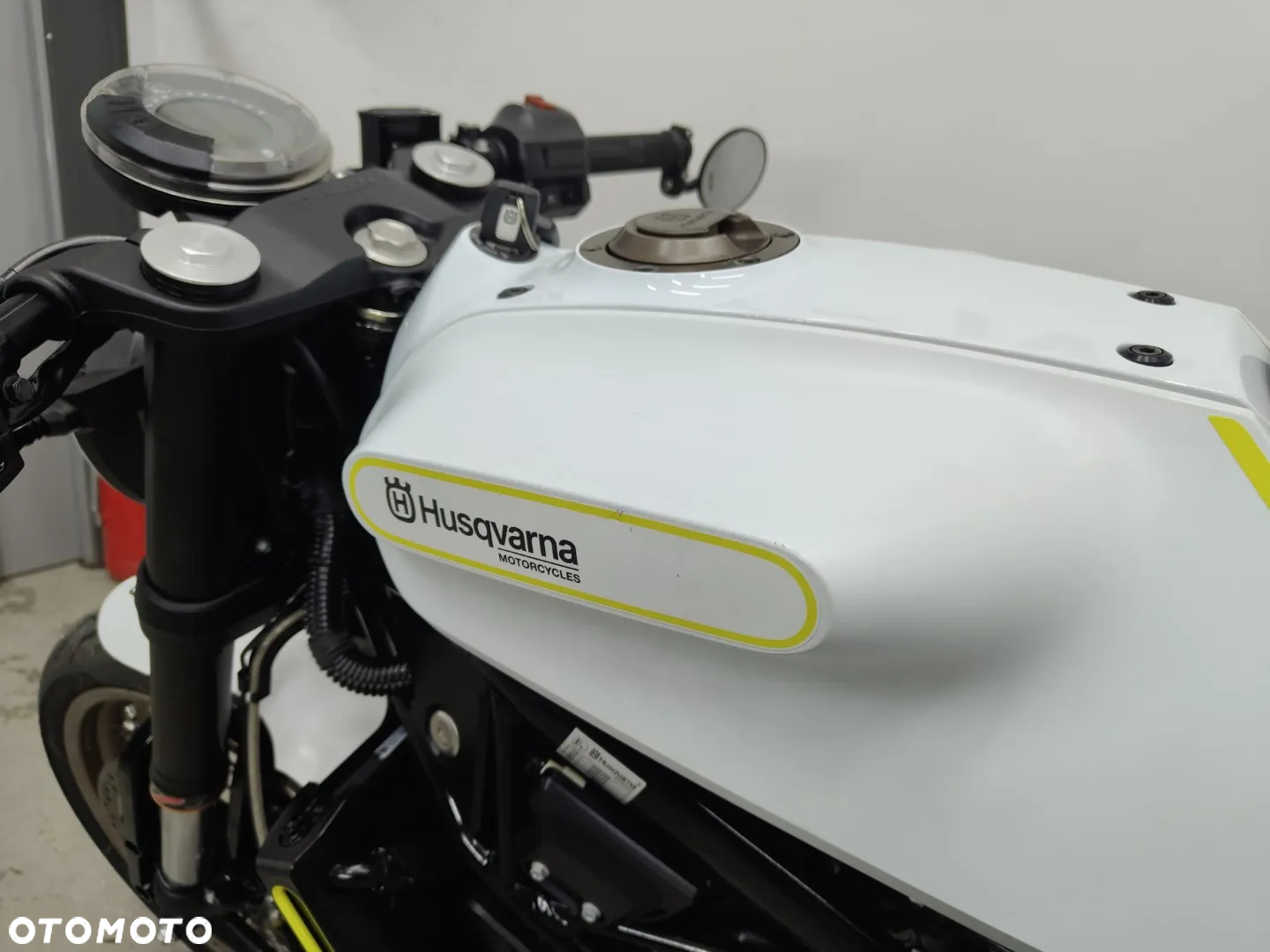 Husqvarna Vitpilen - 20