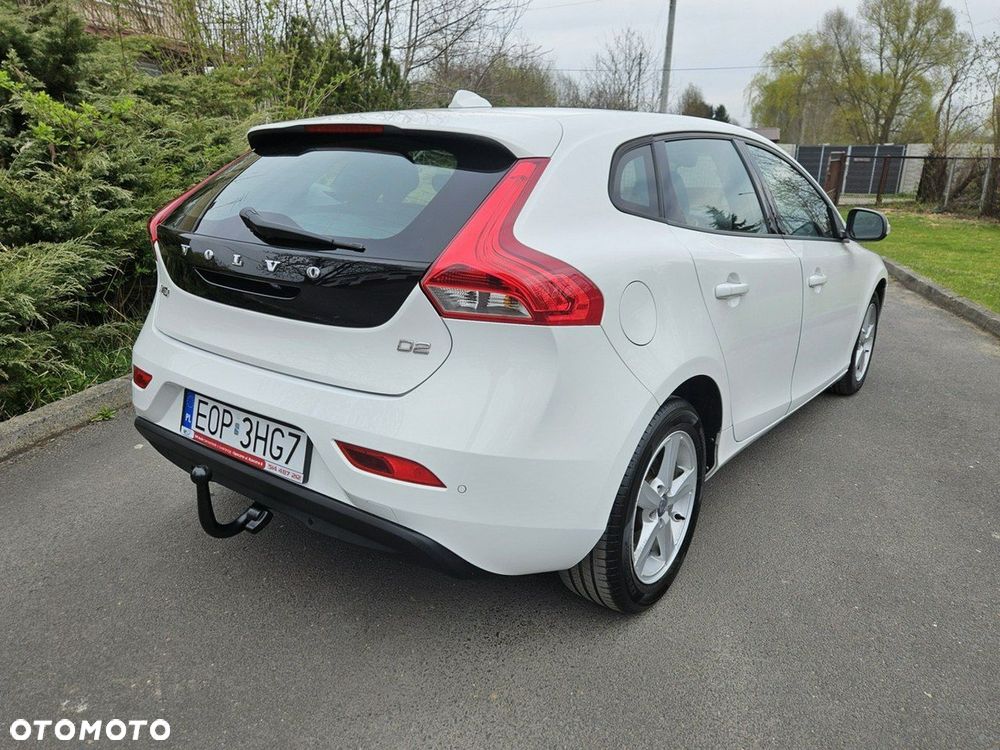 Volvo V40 D2 Momentum - 4