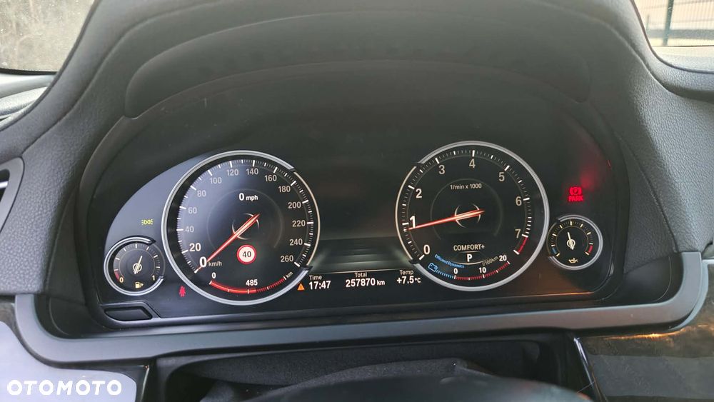 BMW Seria 7 740i Edition Exclusive - 8