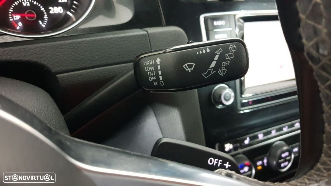 VW Golf 2.0 TDi GTD DSG - 22