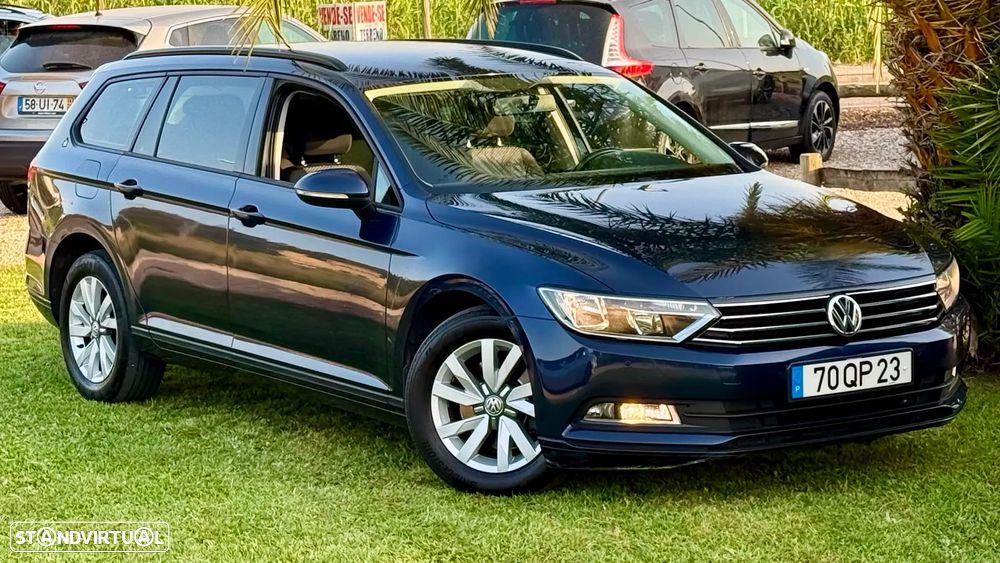 VW Passat Variant 1.6 TDI Confortline Navig - 4
