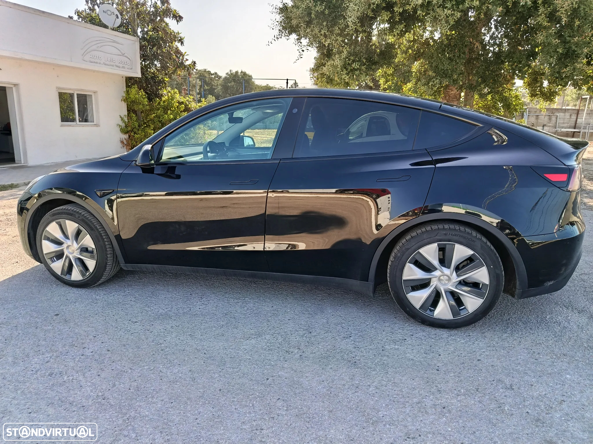 Tesla Model Y RWD - 14