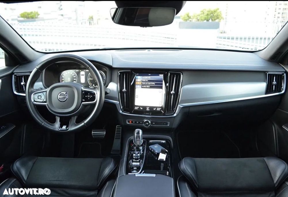 Volvo S90 T8 Recharge AWD Geartronic RDesign - 9