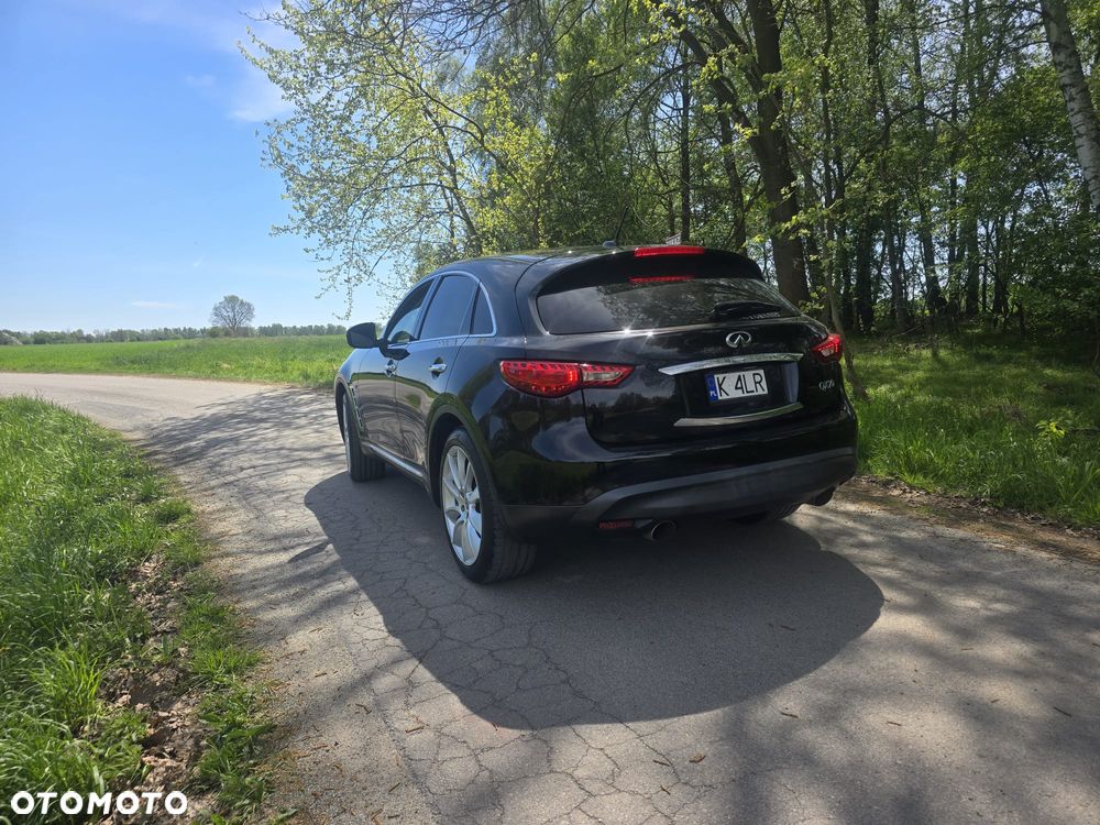 Infiniti Q70 3.7 S Premium - 4