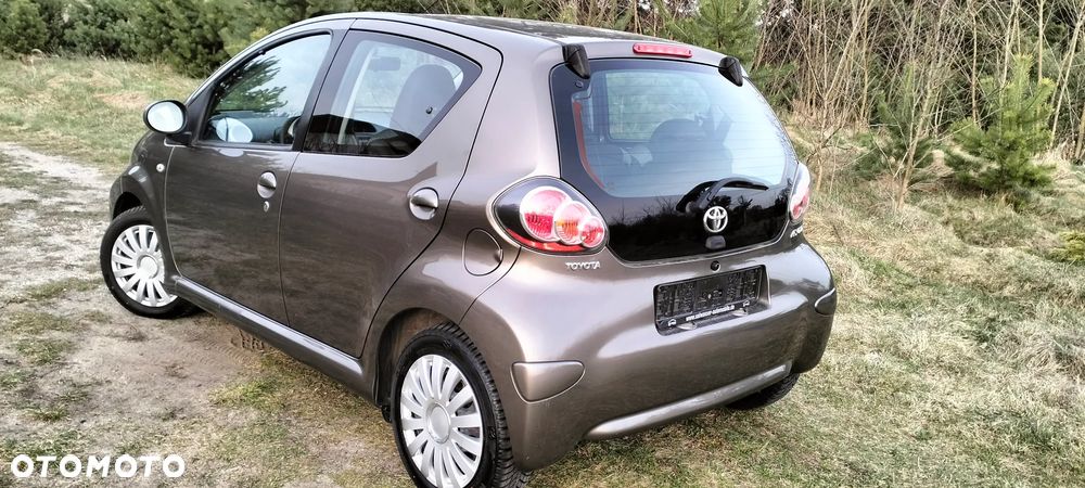 Toyota Aygo x-pose - 16