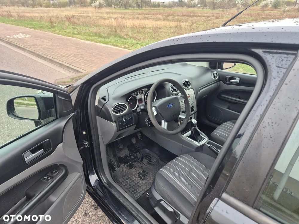 Ford Focus 1.6 TDCi Ambiente - 5
