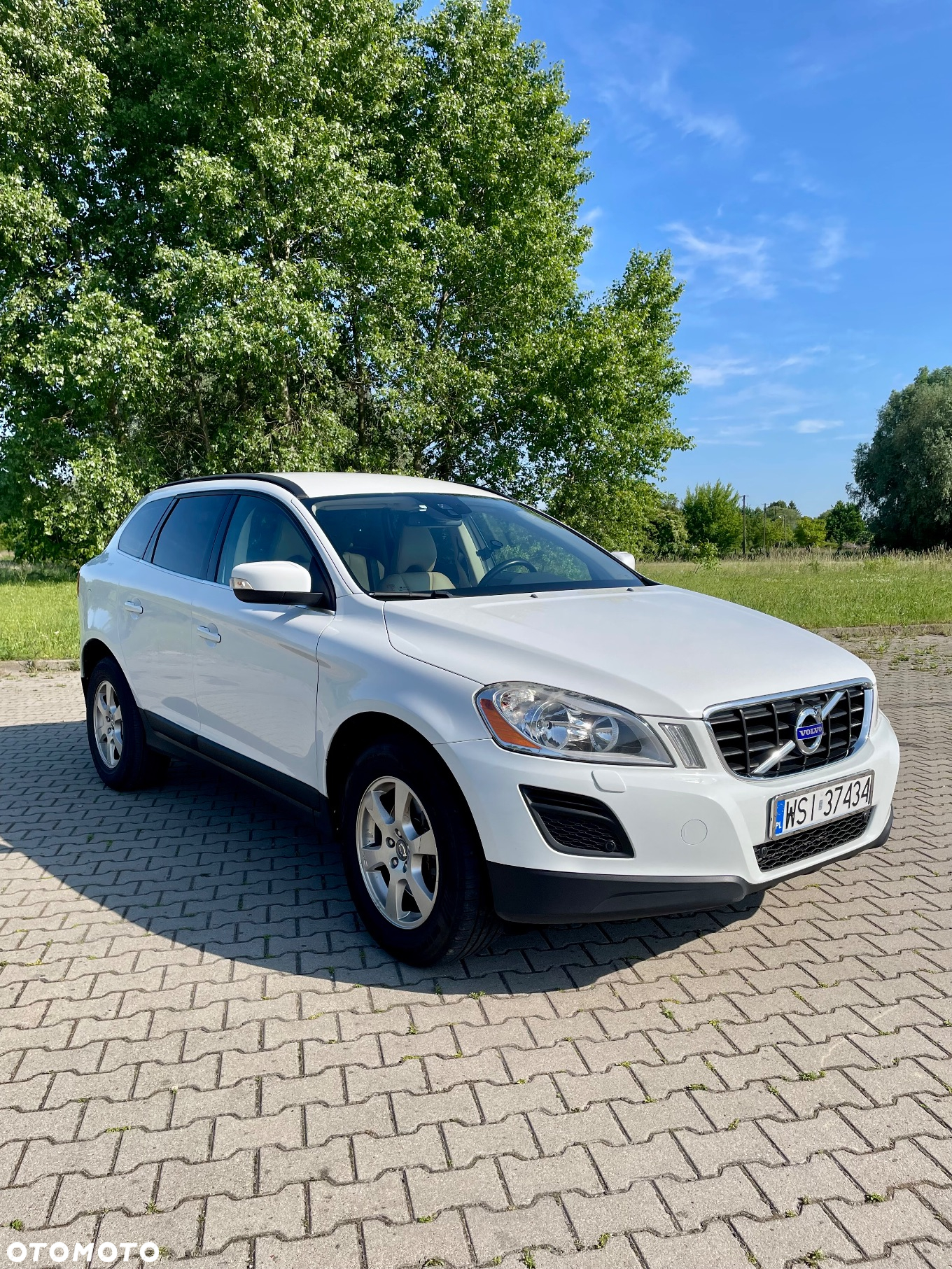 Volvo XC 60 D3 Momentum - 6