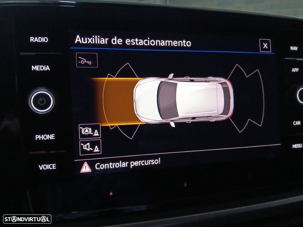 VW T-Roc 1.0 TSI Urban - 26