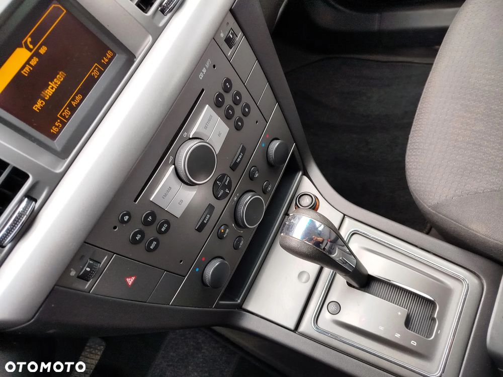 Opel Vectra 1.9 CDTI Automatik Business - 20