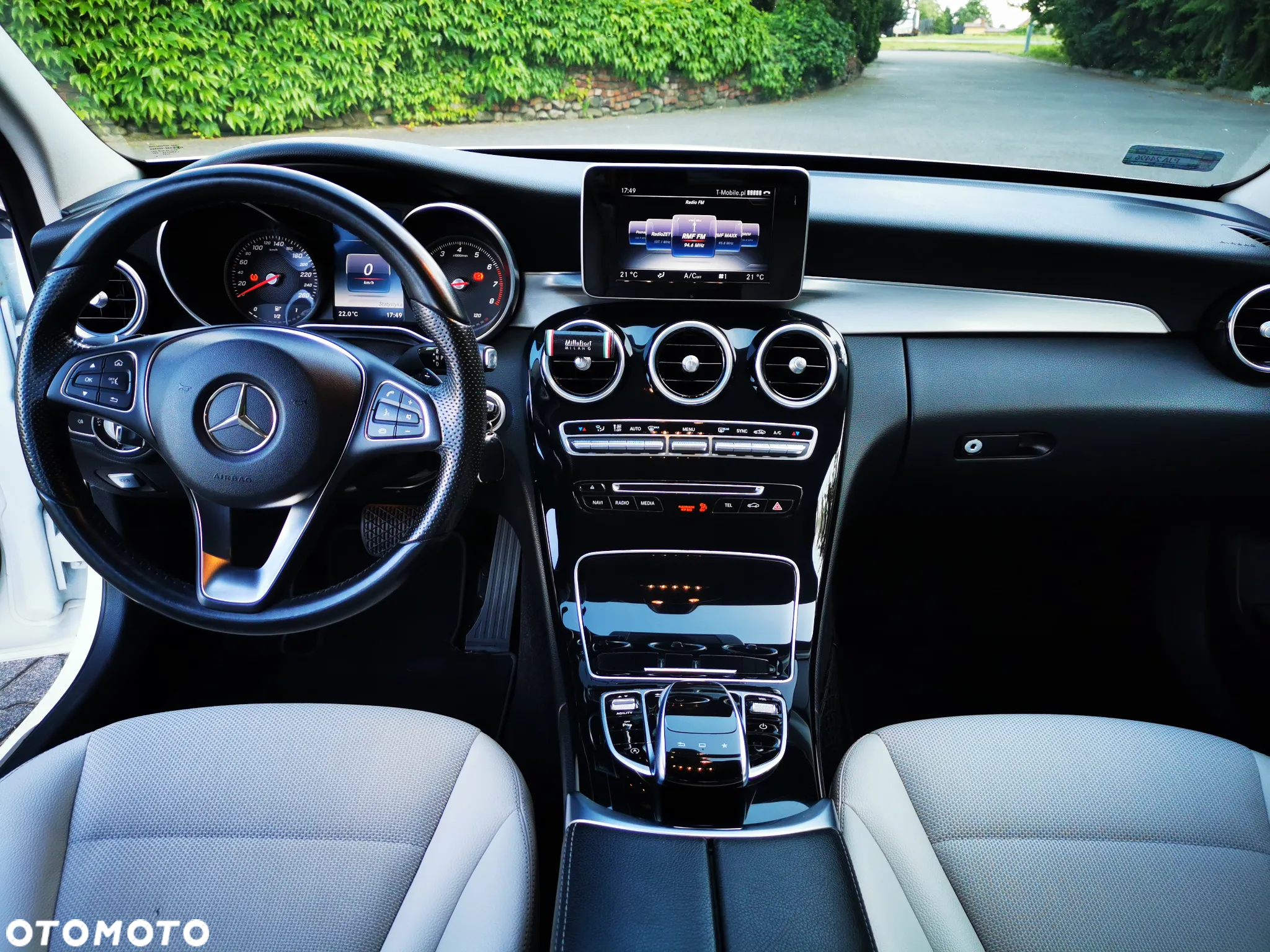 Mercedes-Benz Klasa C 250 7G-TRONIC - 14