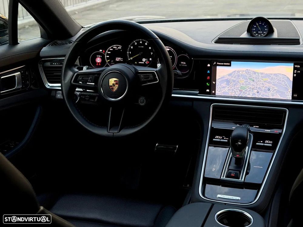 Porsche Panamera 4 E-Hybrid Platinum Edition com PDLS - 15