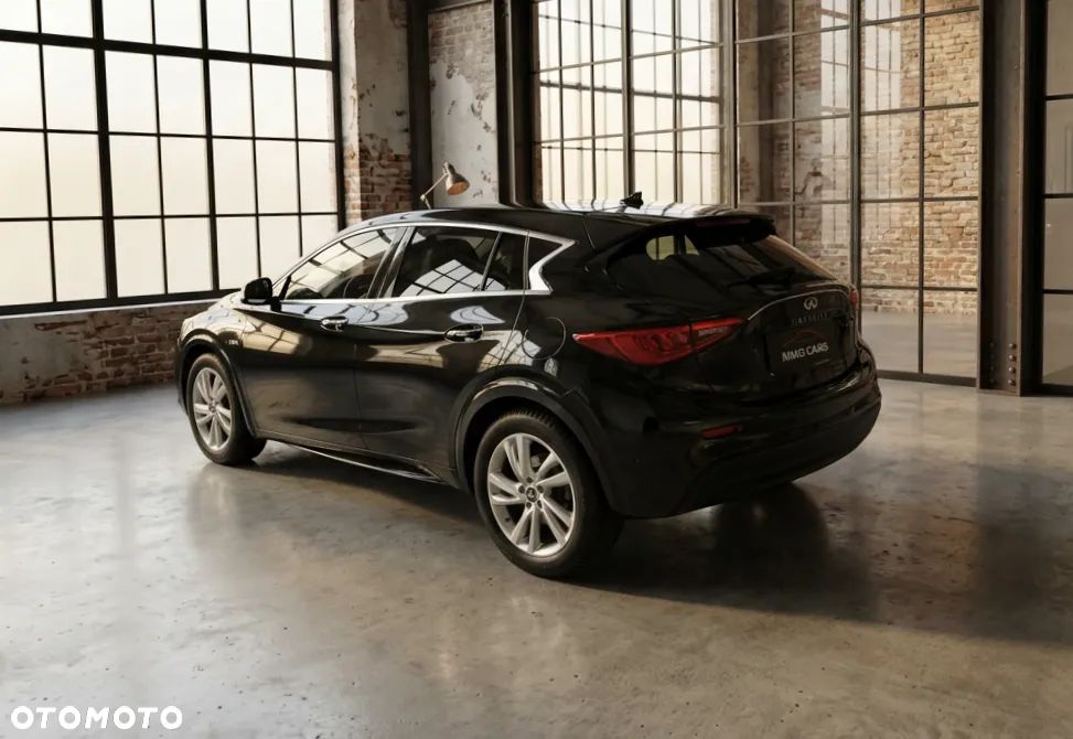 Infiniti Q30 1.5d DCT Premium - 8