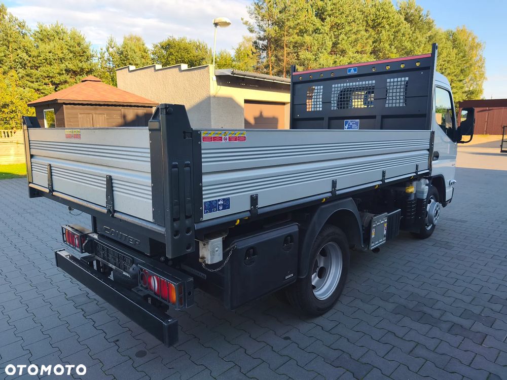 Mitsubishi Fuso Canter - 24