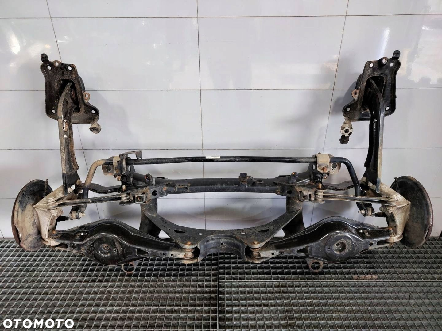 SANKI KOŁYSKA WÓZEK TYŁ BELKA OŚ WAHACZ ZWROTNICA VOLVO XC40 2WD - 6