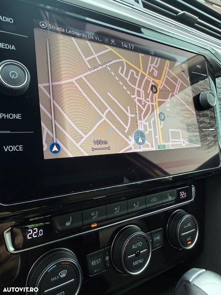 Volkswagen Passat Variant 2.0 TDI DSG Comfortline - 28