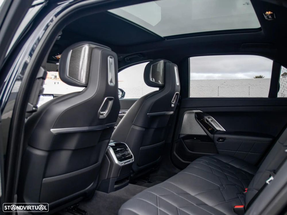 BMW i7 eDrive50 Pack Desportivo M Pro - 24