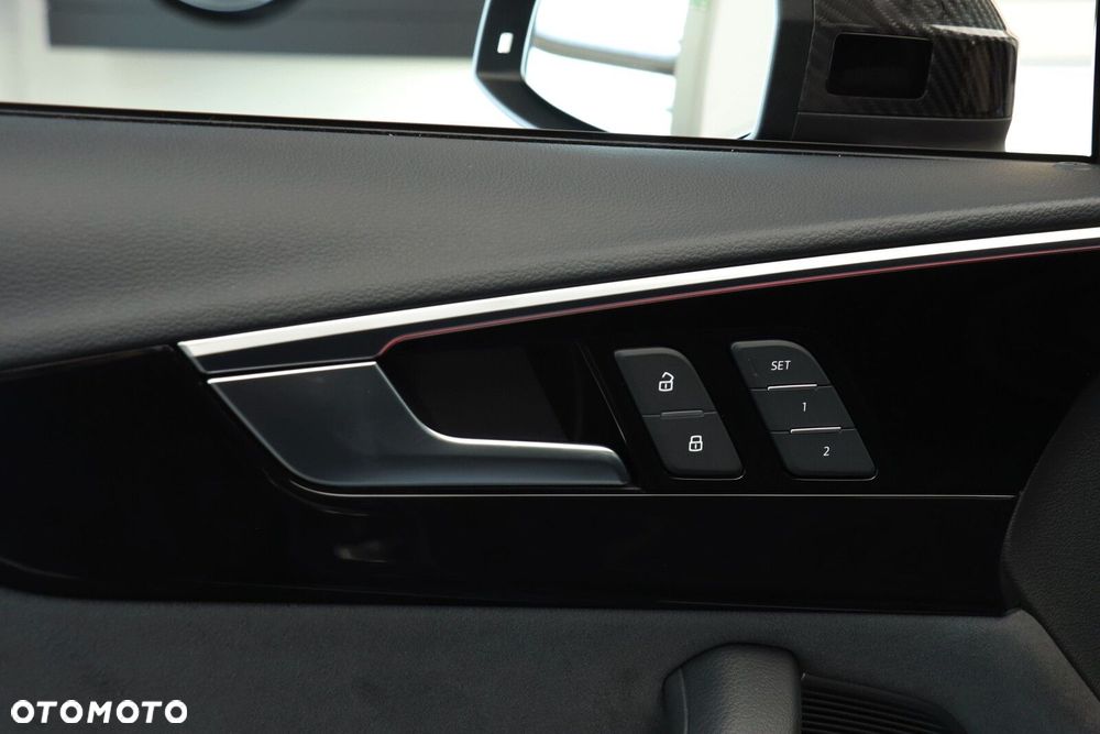 Audi A4 Limousine - 21
