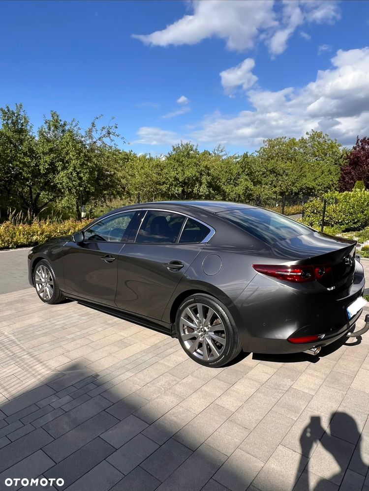 Mazda 3 2.0 mHEV Hikari - 11