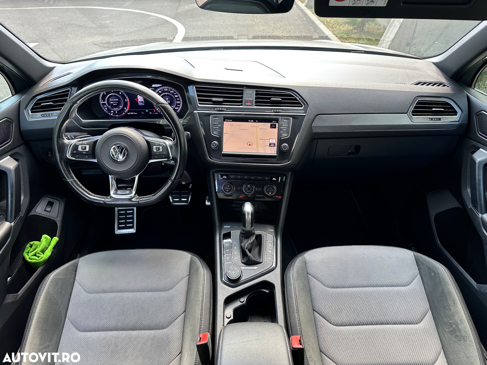 Volkswagen Tiguan 2.0 TDI SCR 4MOTION DSG R-Line - 7