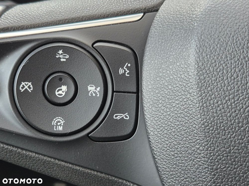 Opel Insignia Sports Tourer 2.0 BiTurbo Diesel 4x4 Business Innovation - 31