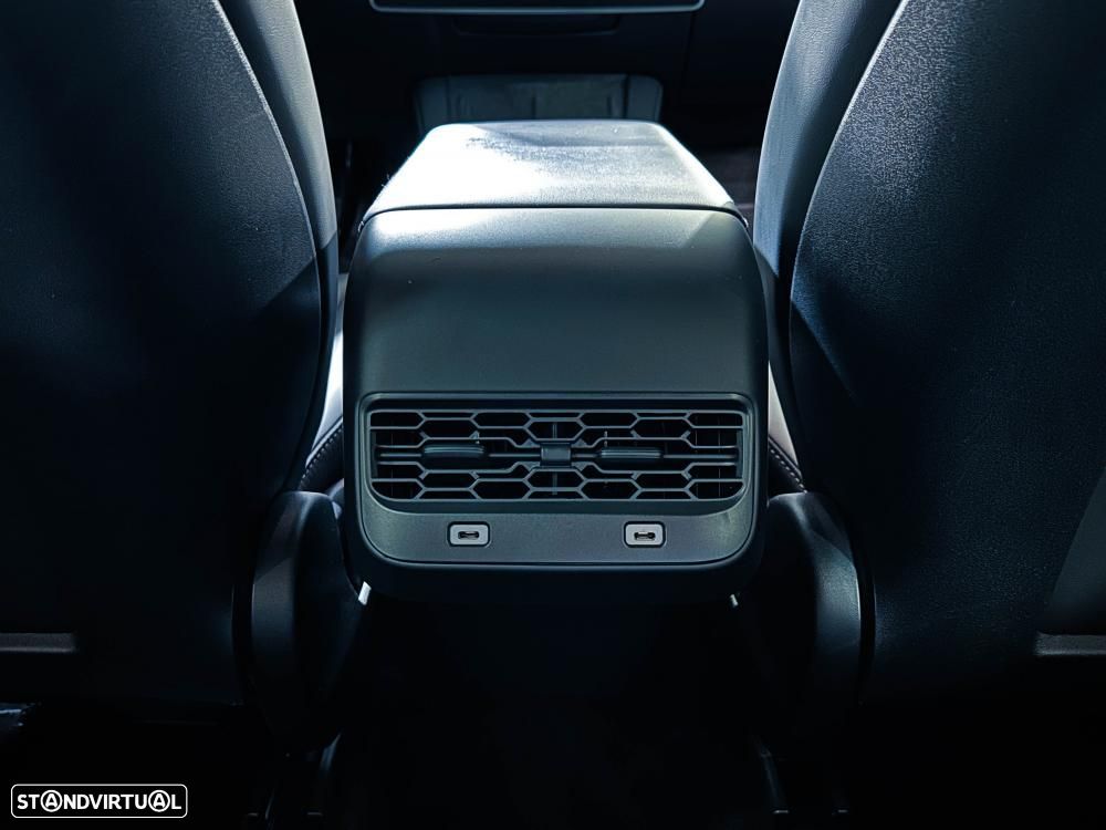 Tesla Model Y Standard - 27