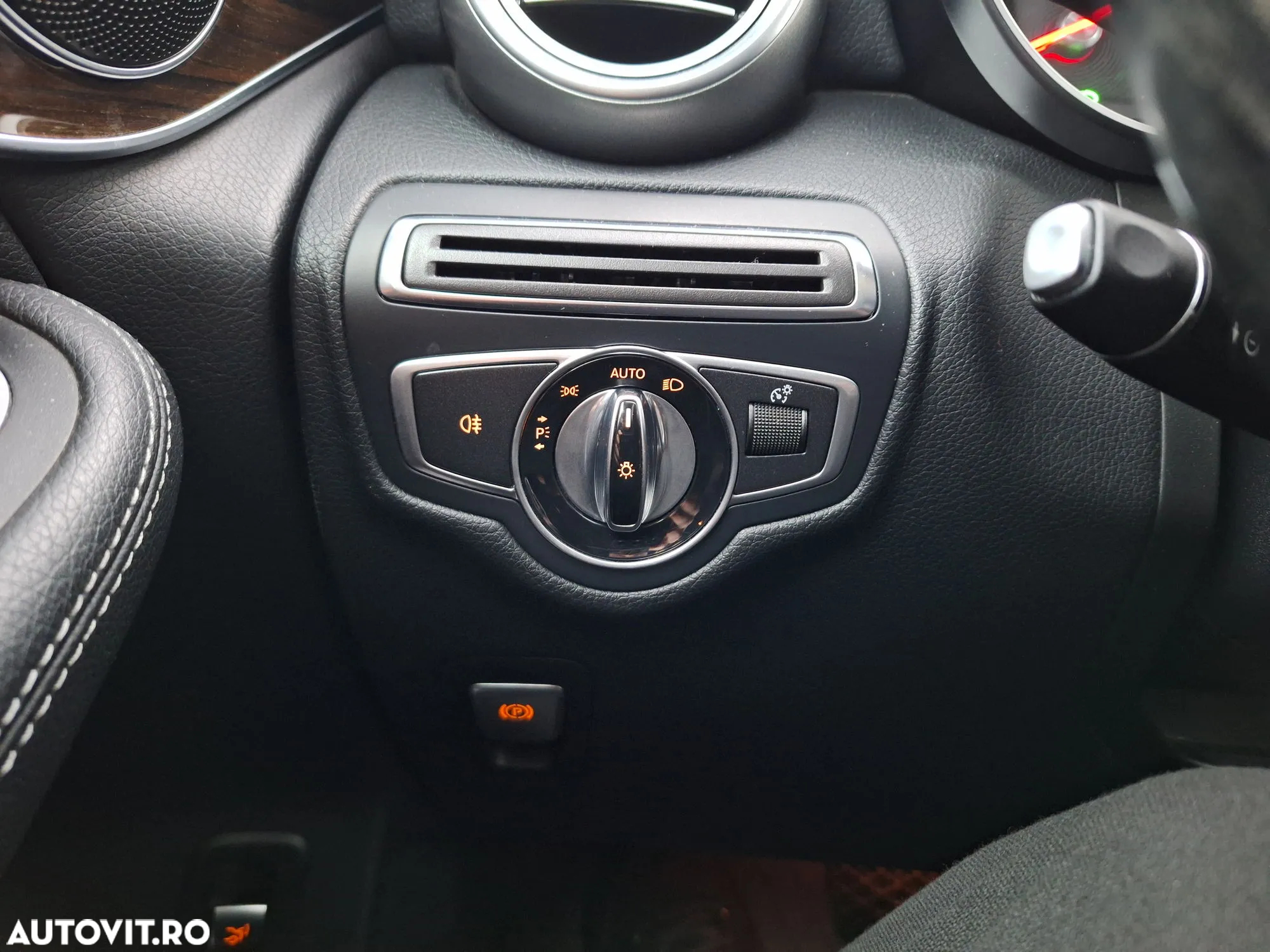 Mercedes-Benz GLC 220 d 4MATIC - 21