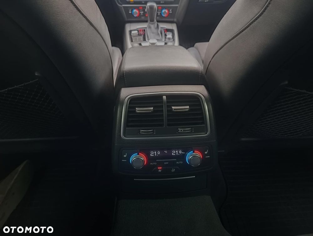 Audi A6 Avant 2.0 TDI Ultra S tronic - 17