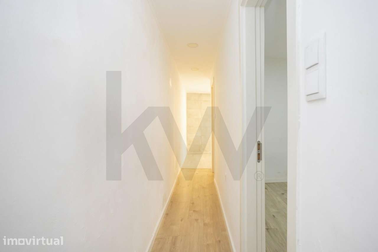 Apartamento T1 no Centro da Moita | Localização Privilegiada e Confort - Grande imagem: 3/12