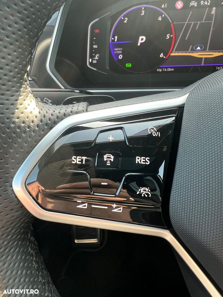 Volkswagen Tiguan - 22