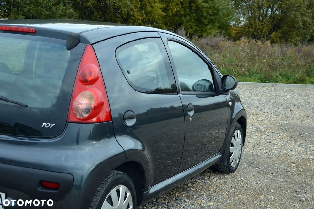 Peugeot 107 1.0 Happy - 12